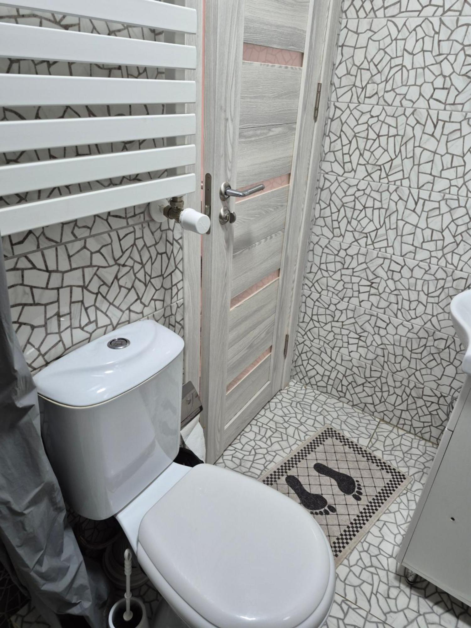 Budget Private Room 基希讷乌 外观 照片